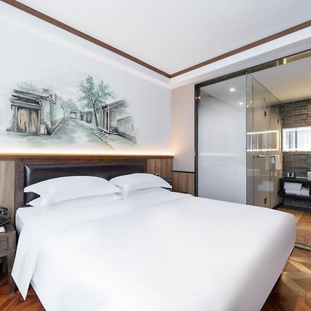 Nost Algia Hotel Near Beijing Panjiayuan Antique Market- Beijing Happy Valley, Cbd, China Zun And Sanlitun, Tian'Anmen Square, Free Ice Cream, Mineral Water, Coffee, Snacks And Laundry Service, Free Gymnastic, English Communication Well Εξωτερικό φωτογραφία
