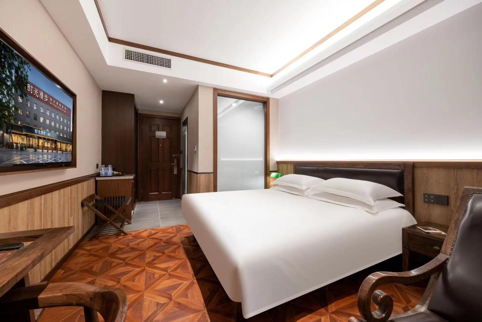 Nost Algia Hotel Near Beijing Panjiayuan Antique Market- Beijing Happy Valley, Cbd, China Zun And Sanlitun, Tian'Anmen Square, Free Ice Cream, Mineral Water, Coffee, Snacks And Laundry Service, Free Gymnastic, English Communication Well Εξωτερικό φωτογραφία