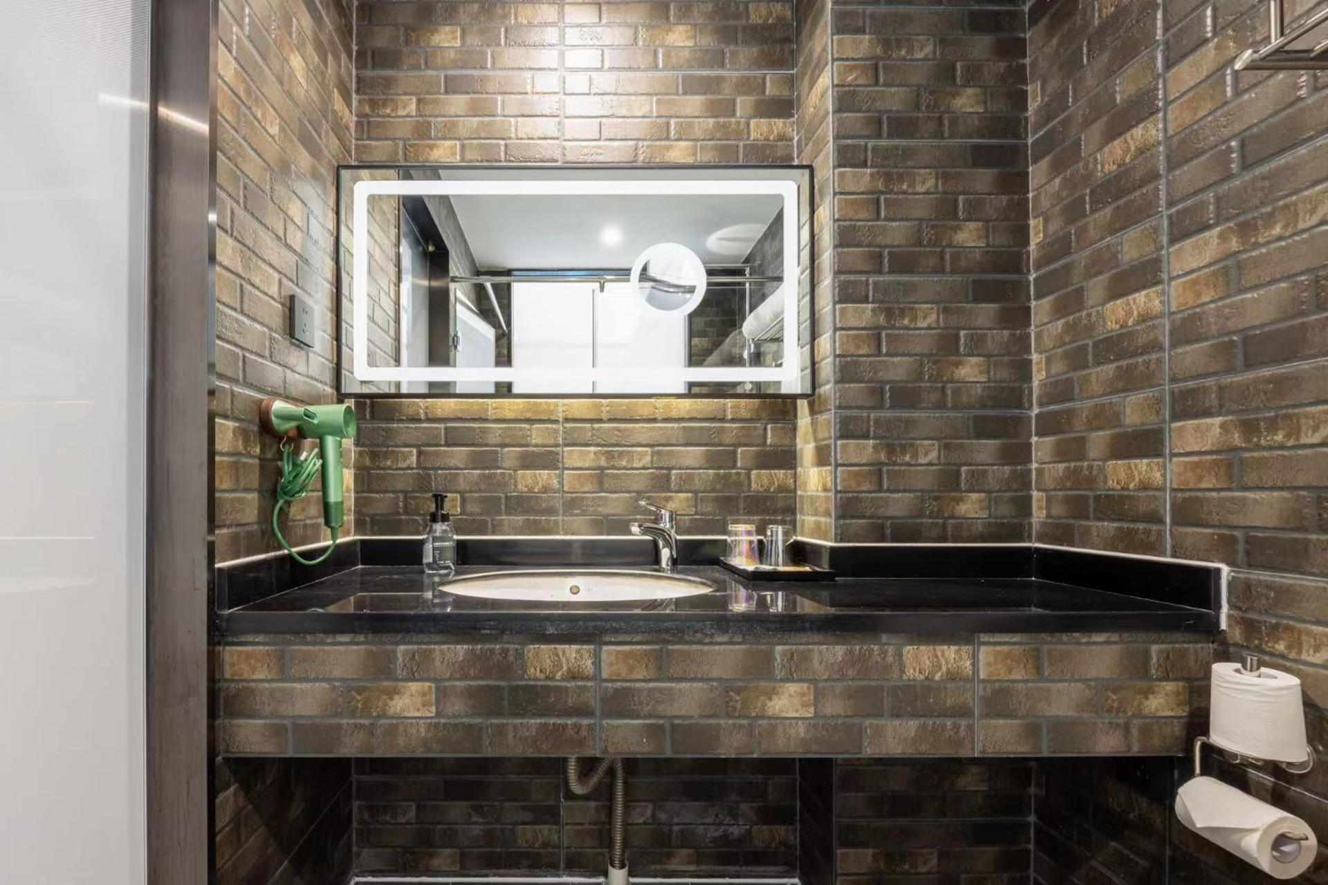Nost Algia Hotel Near Beijing Panjiayuan Antique Market- Beijing Happy Valley, Cbd, China Zun And Sanlitun, Tian'Anmen Square, Free Ice Cream, Mineral Water, Coffee, Snacks And Laundry Service, Free Gymnastic, English Communication Well Εξωτερικό φωτογραφία