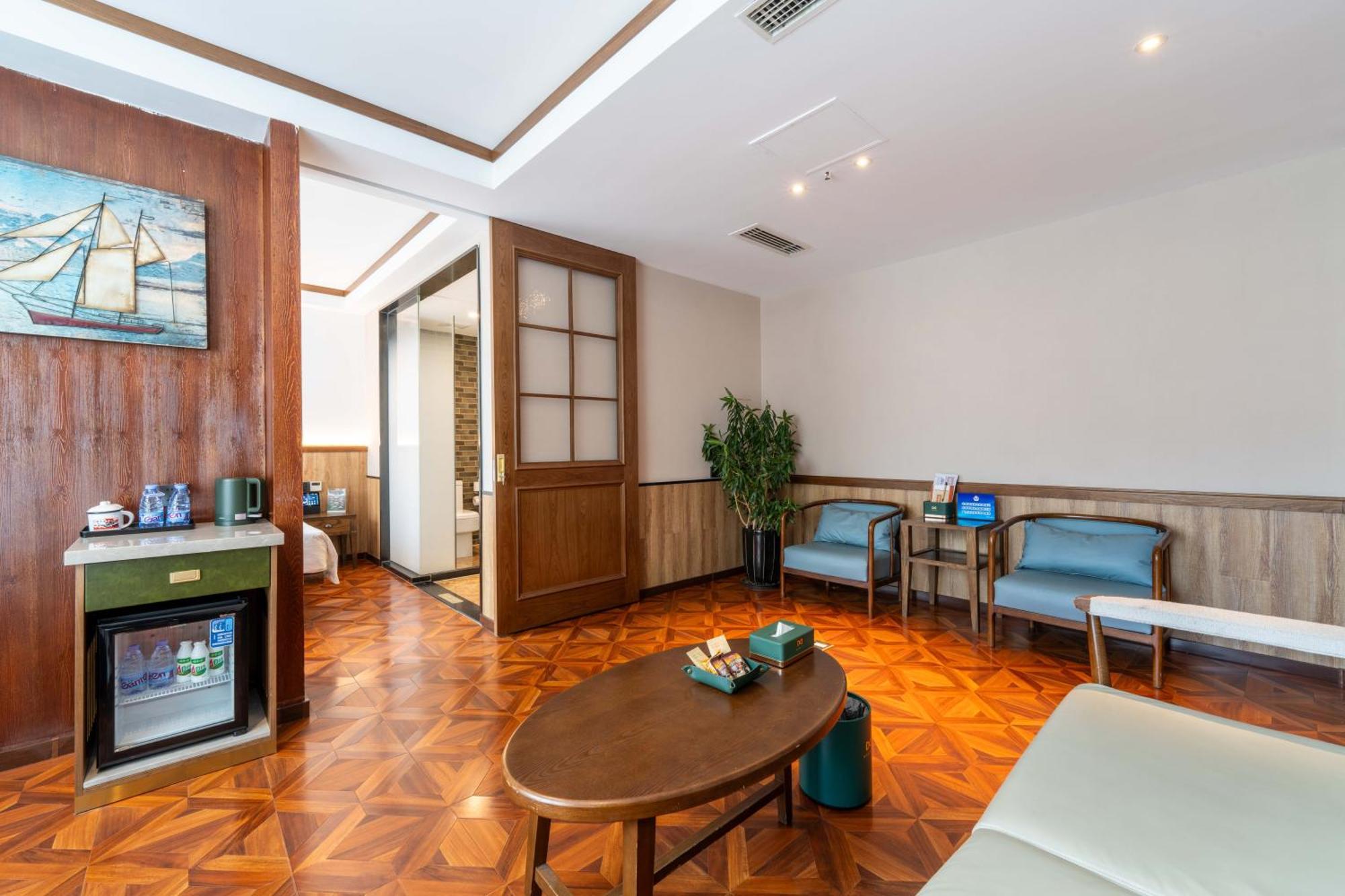 Nost Algia Hotel Near Beijing Panjiayuan Antique Market- Beijing Happy Valley, Cbd, China Zun And Sanlitun, Tian'Anmen Square, Free Ice Cream, Mineral Water, Coffee, Snacks And Laundry Service, Free Gymnastic, English Communication Well Εξωτερικό φωτογραφία