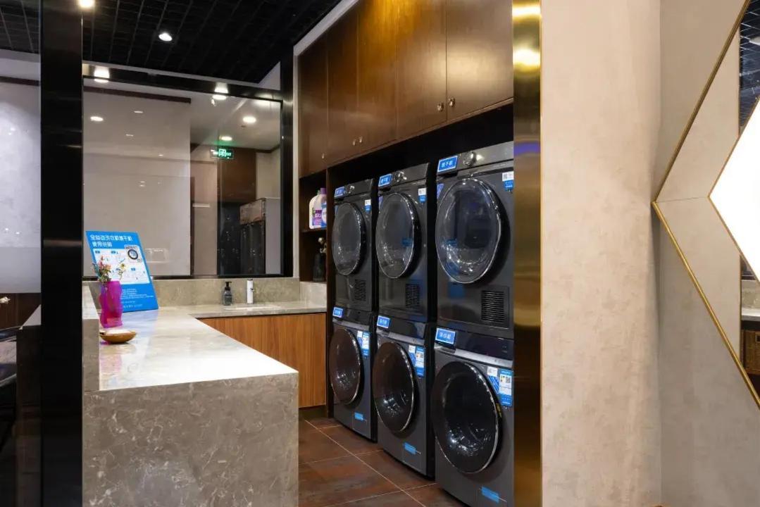 Nost Algia Hotel Near Beijing Panjiayuan Antique Market- Beijing Happy Valley, Cbd, China Zun And Sanlitun, Tian'Anmen Square, Free Ice Cream, Mineral Water, Coffee, Snacks And Laundry Service, Free Gymnastic, English Communication Well Εξωτερικό φωτογραφία
