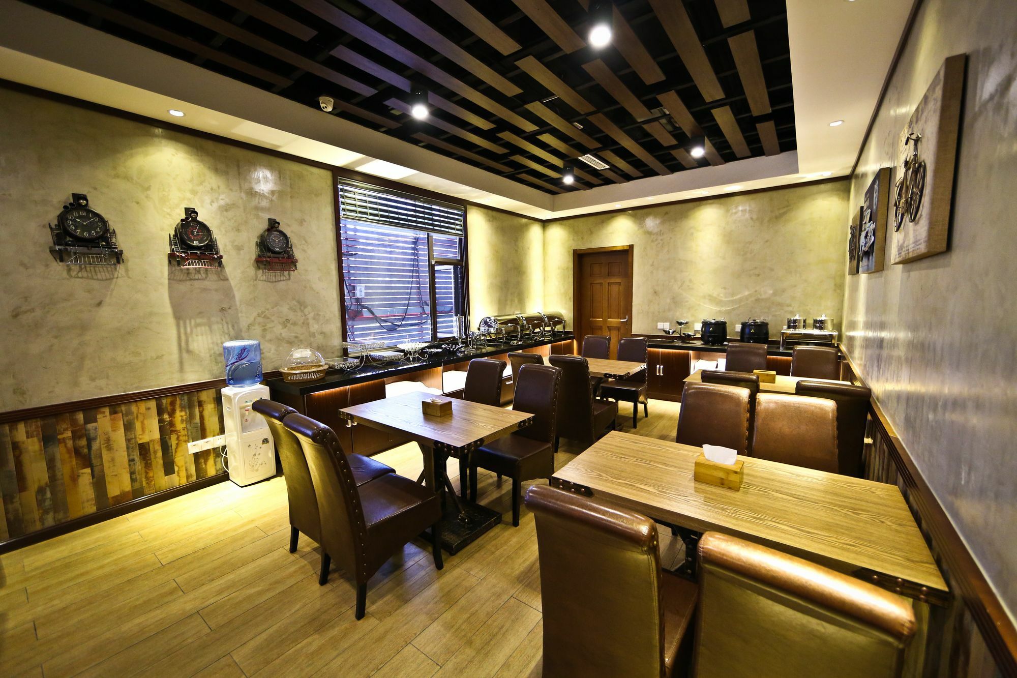 Nost Algia Hotel Near Beijing Panjiayuan Antique Market- Beijing Happy Valley, Cbd, China Zun And Sanlitun, Tian'Anmen Square, Free Ice Cream, Mineral Water, Coffee, Snacks And Laundry Service, Free Gymnastic, English Communication Well Εξωτερικό φωτογραφία