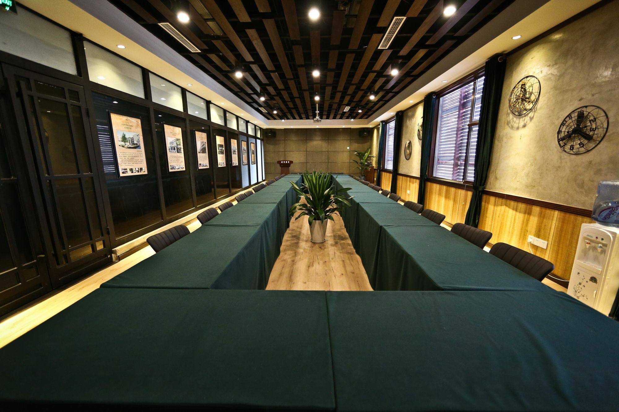 Nost Algia Hotel Near Beijing Panjiayuan Antique Market- Beijing Happy Valley, Cbd, China Zun And Sanlitun, Tian'Anmen Square, Free Ice Cream, Mineral Water, Coffee, Snacks And Laundry Service, Free Gymnastic, English Communication Well Εξωτερικό φωτογραφία